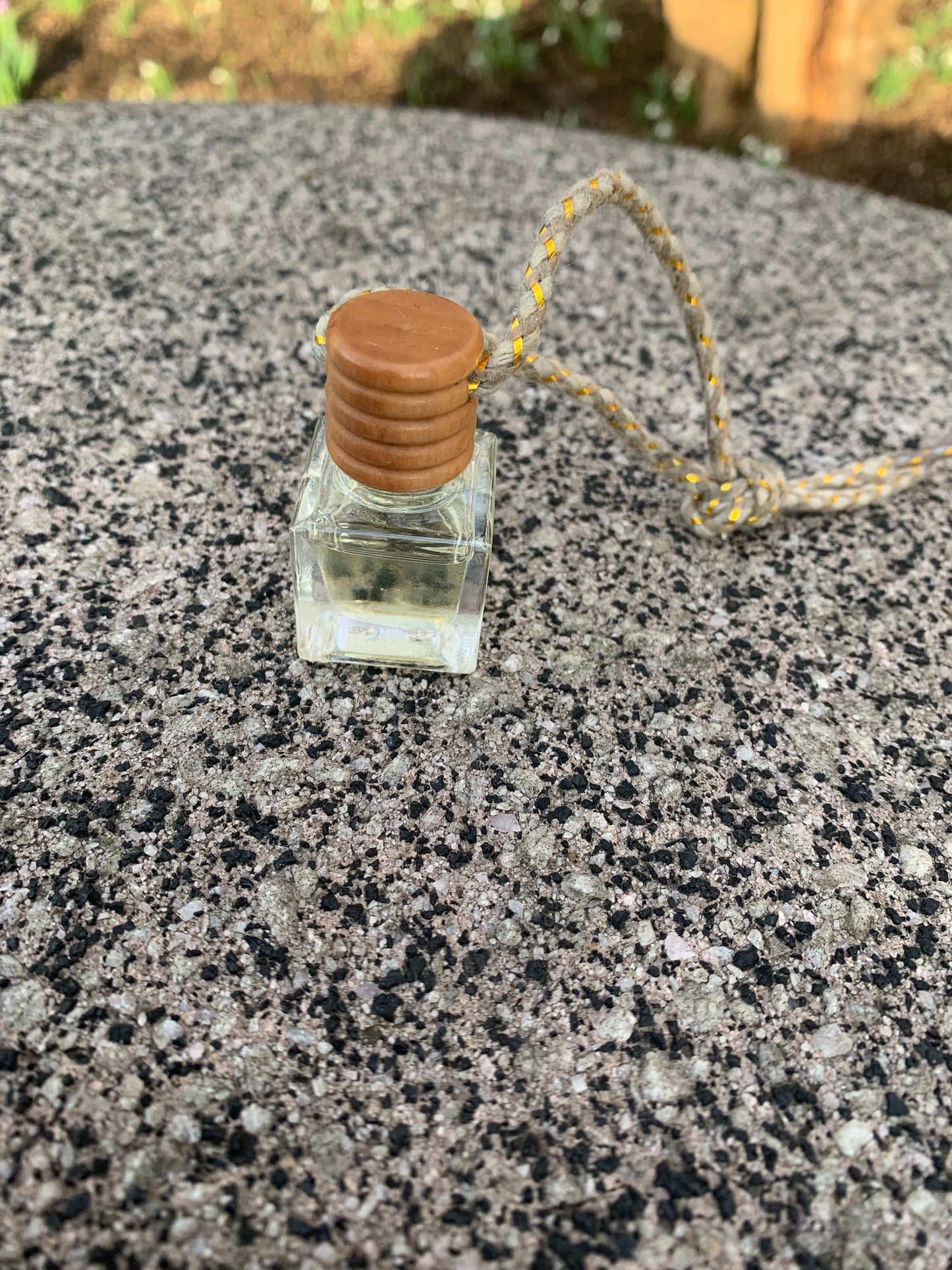 CAR DIFFUSERS WOODEN CAPS